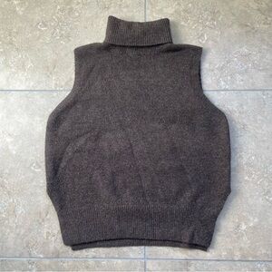 (NWOT) Oak + Fort Brown Turtleneck Sweater Vest